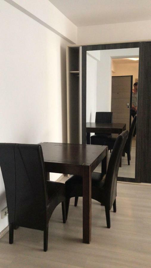 Matei Basarab Apartment Bukares Bagian luar foto
