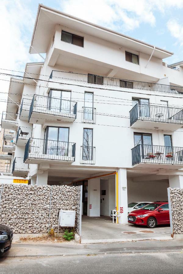 Matei Basarab Apartment Bukares Bagian luar foto