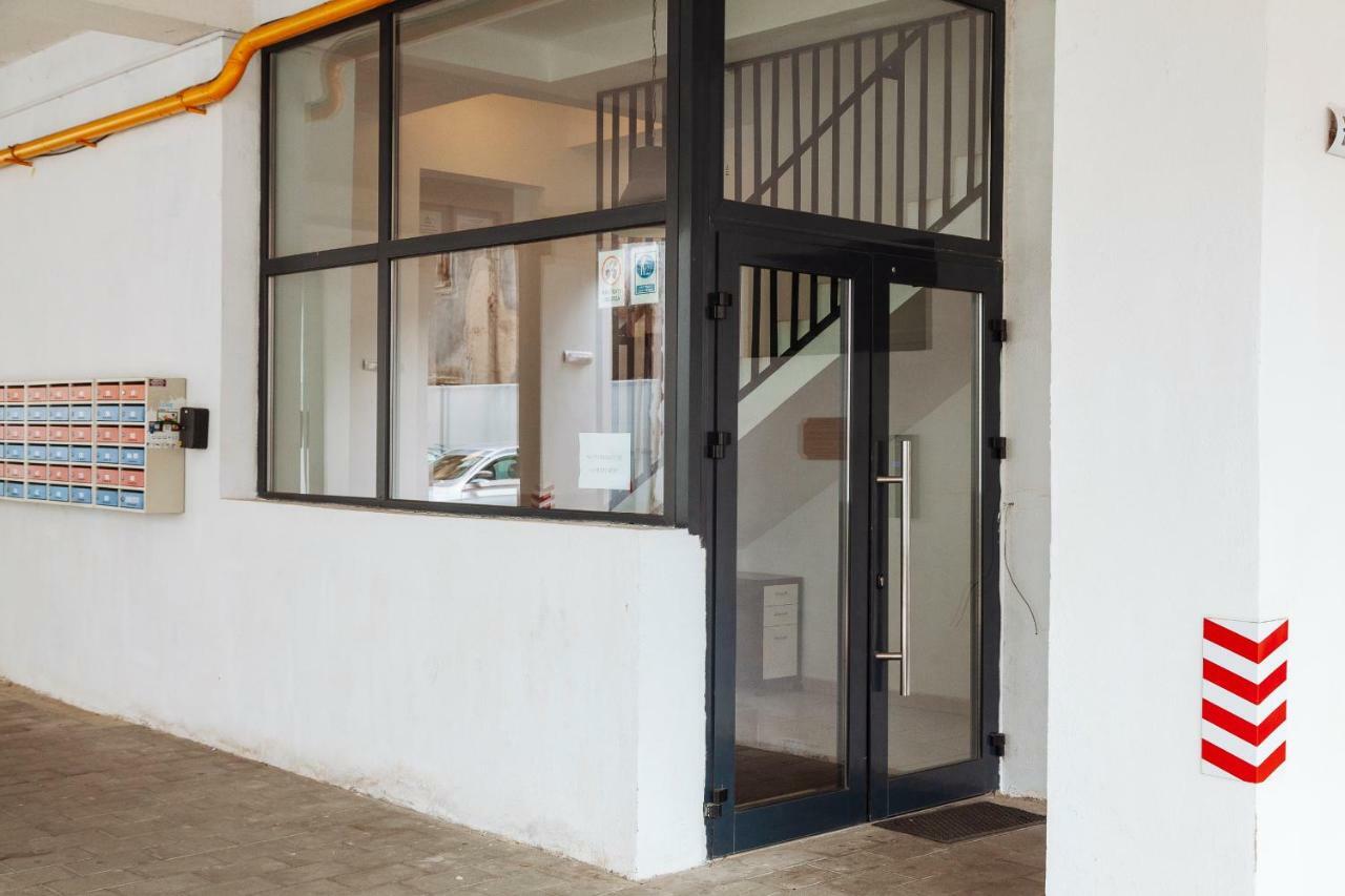 Matei Basarab Apartment Bukares Bagian luar foto