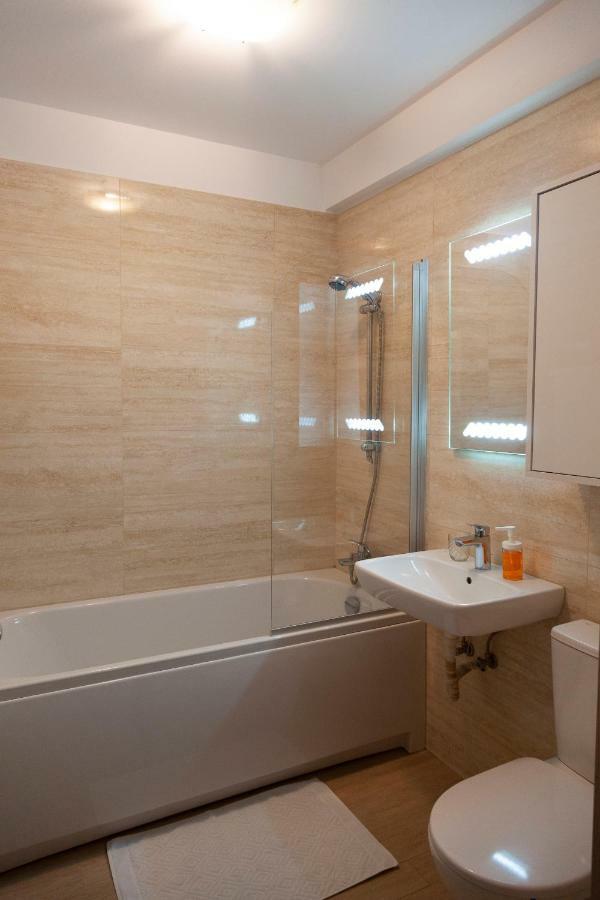 Matei Basarab Apartment Bukares Bagian luar foto